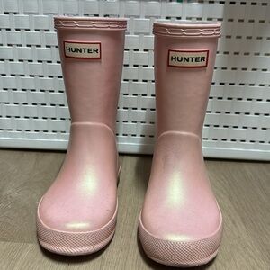 Hunter boots. Irridecent pink. Size 8B | 9G |UK7